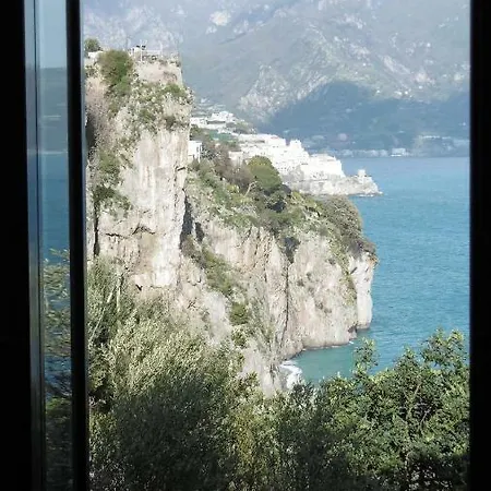 Blue Lagoon Апартаменти Амальфі